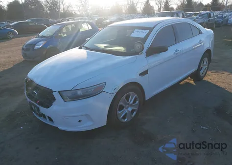 2014 Ford Police Interceptor z USA, uszkodzony, nr VIN 1FAHP2L84EG124384